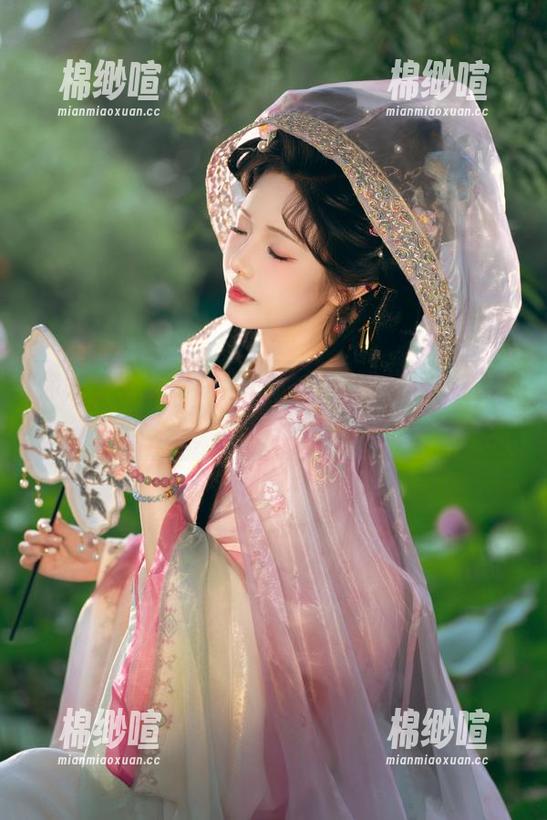 你敢看雯妹不讲道理的白裙图集吗？福利感满分！